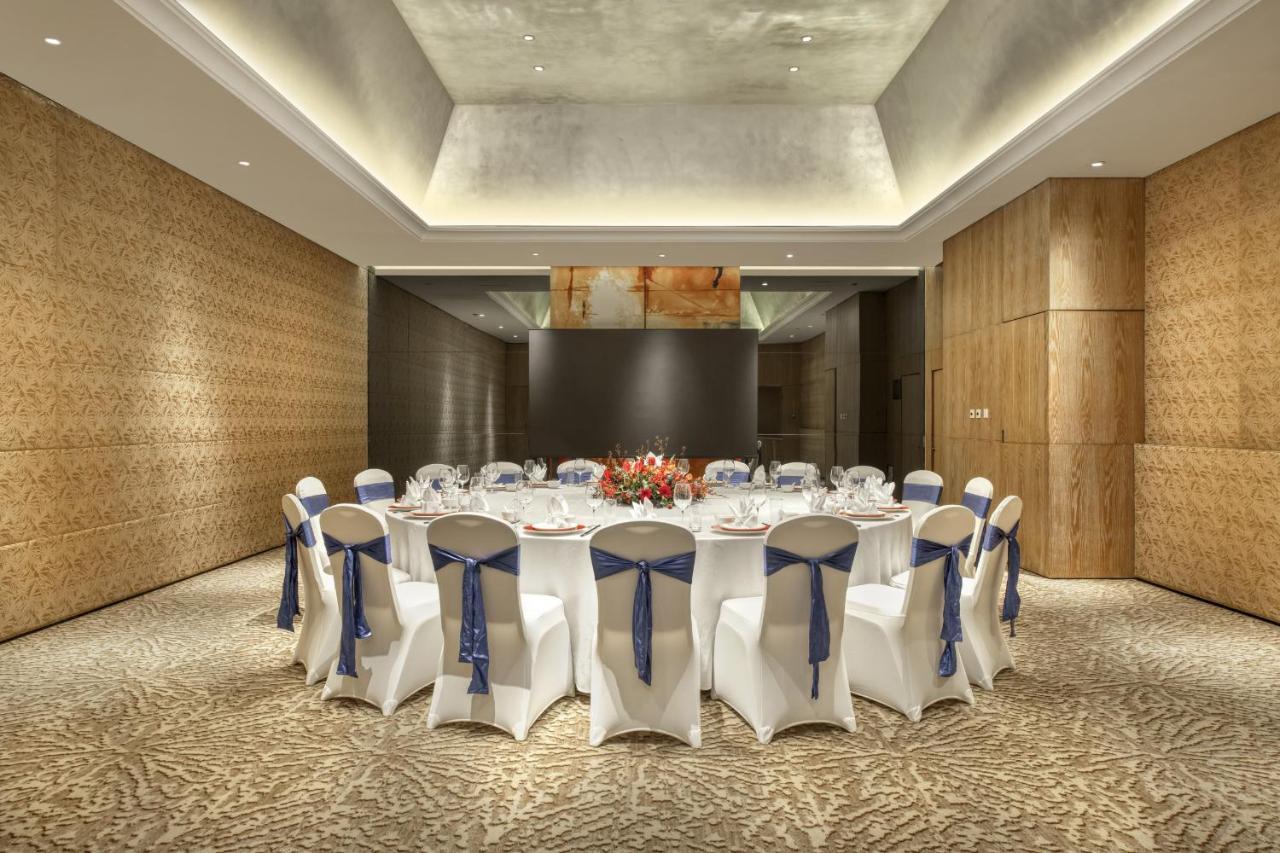Crowne Plaza Chaoyang U-town By Ihg - Within 30 Minutes To Forbidden By Metro Hotel Beijing