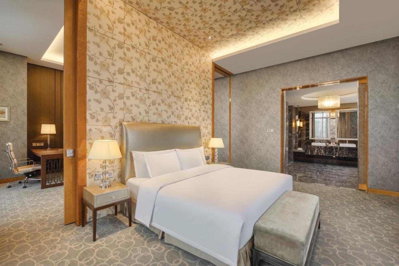 Crowne Plaza Chaoyang U-town By Ihg - Within 30 Minutes To Forbidden By Metro