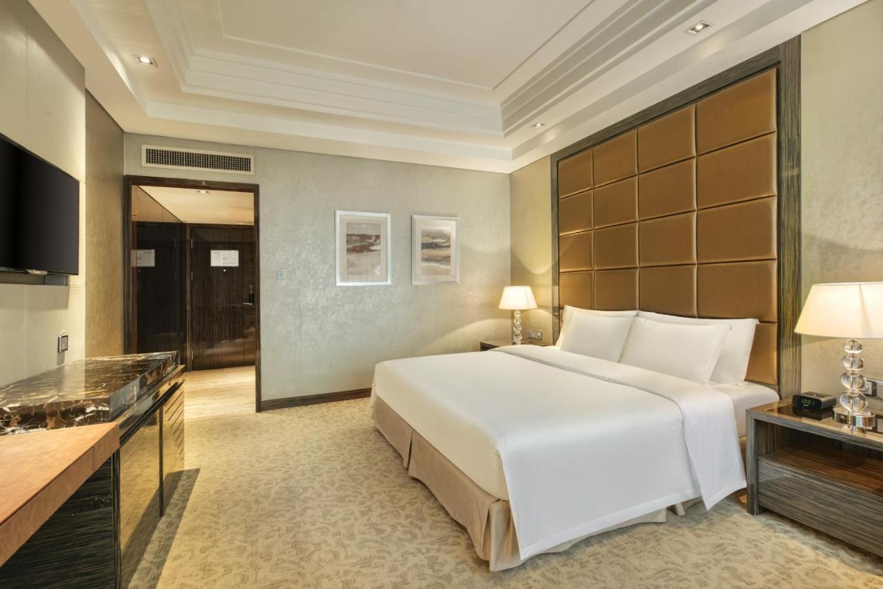 Crowne Plaza Chaoyang U-town By Ihg - Within 30 Minutes To Forbidden By Metro Beijing