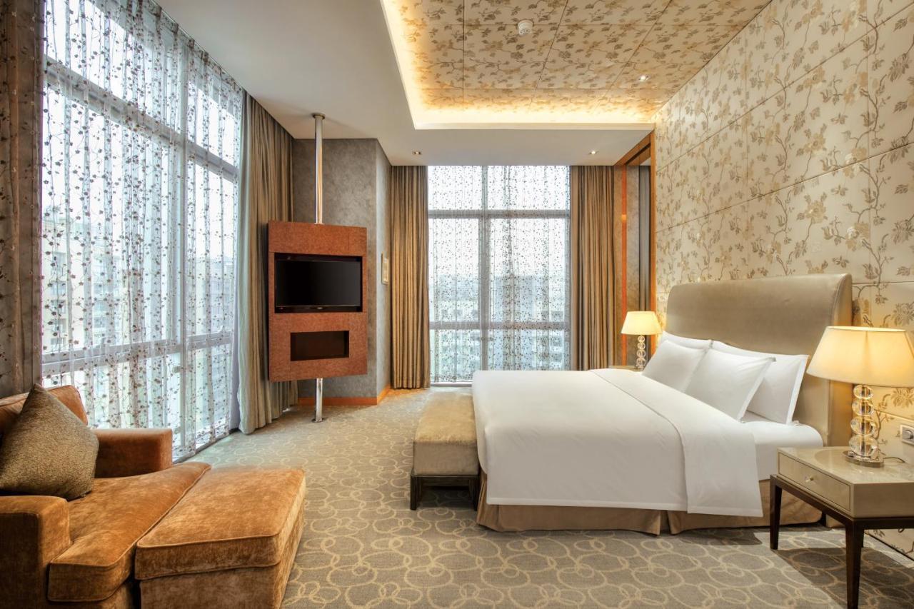 Crowne Plaza Chaoyang U-town By Ihg - Within 30 Minutes To Forbidden By Metro Beijing