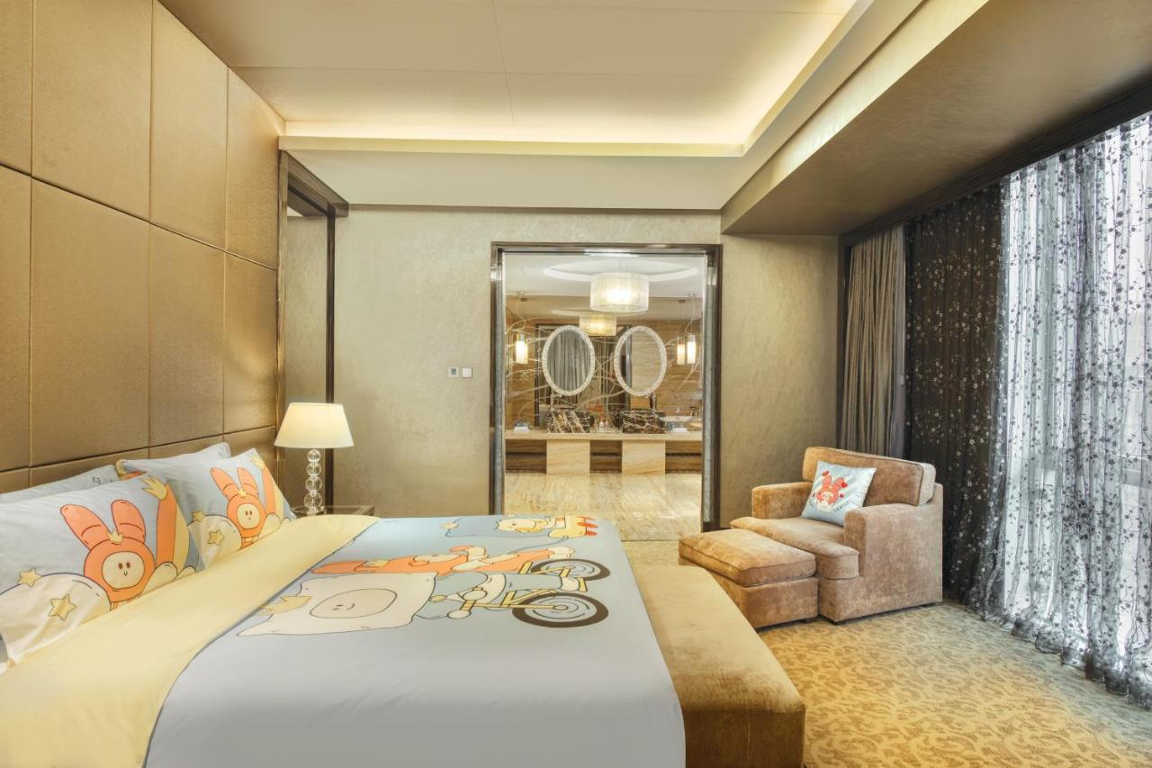 Crowne Plaza Chaoyang U-town By Ihg - Within 30 Minutes To Forbidden By Metro Beijing