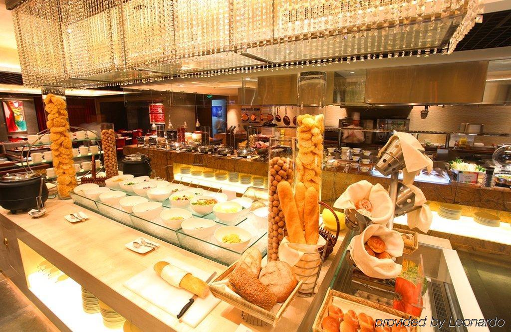 Hotel Crowne Plaza Chaoyang U-town By Ihg - Within 30 Minutes To Forbidden By Metro 5*