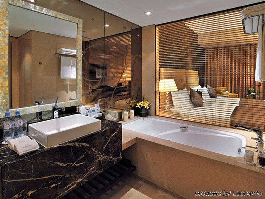 Crowne Plaza Chaoyang U-town By Ihg - Within 30 Minutes To Forbidden By Metro