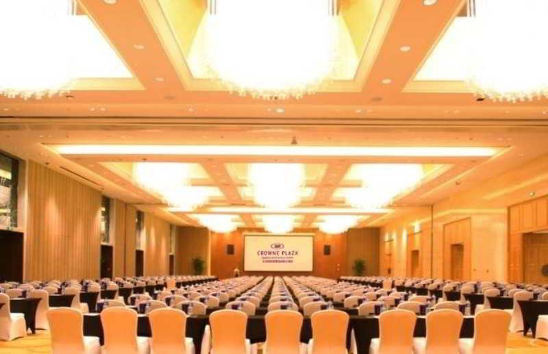 Crowne Plaza Chaoyang U-town By Ihg - Within 30 Minutes To Forbidden By Metro Beijing