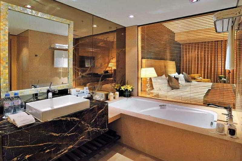 Crowne Plaza Chaoyang U-town By Ihg - Within 30 Minutes To Forbidden By Metro 5*